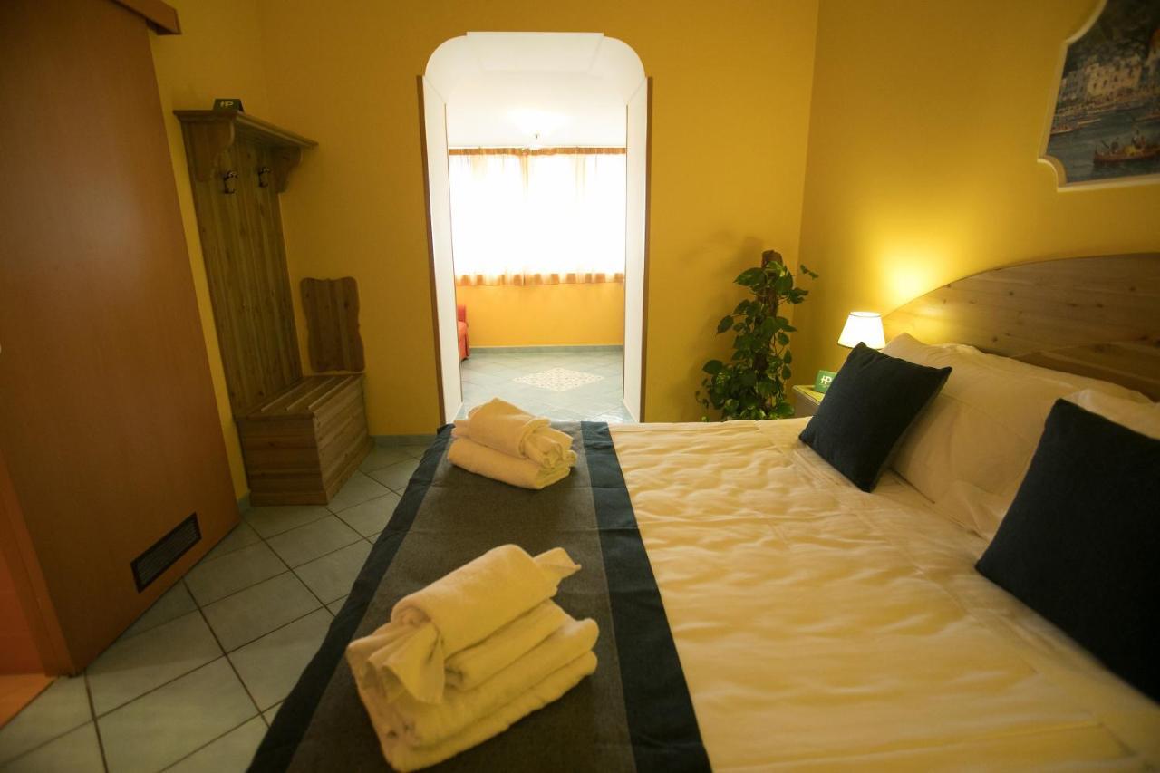 Hotel Potenza Naples Exterior photo